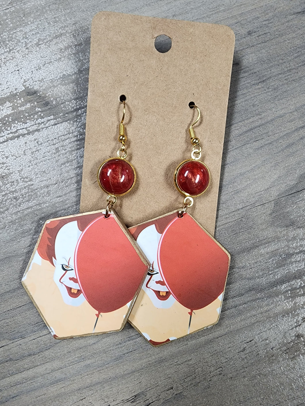 Pennywise, red balloon decopauge