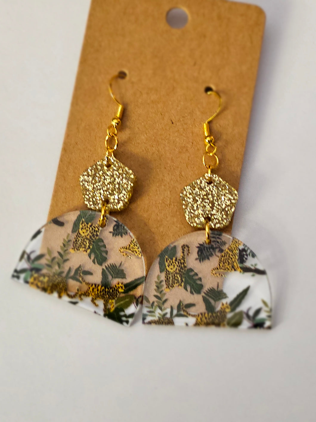 Cheetah acrylic with gold glitter connector