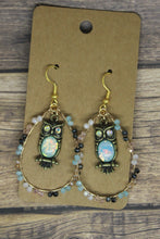 Load image into Gallery viewer, Seed bead turtles and owl hoops
