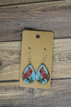 Load image into Gallery viewer, Painted wood cardinals
