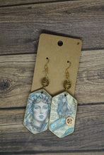 Load image into Gallery viewer, Ocean Steam Punk

